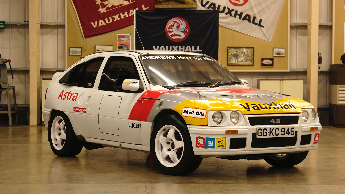 Vauxhall Astra 4S: 1986