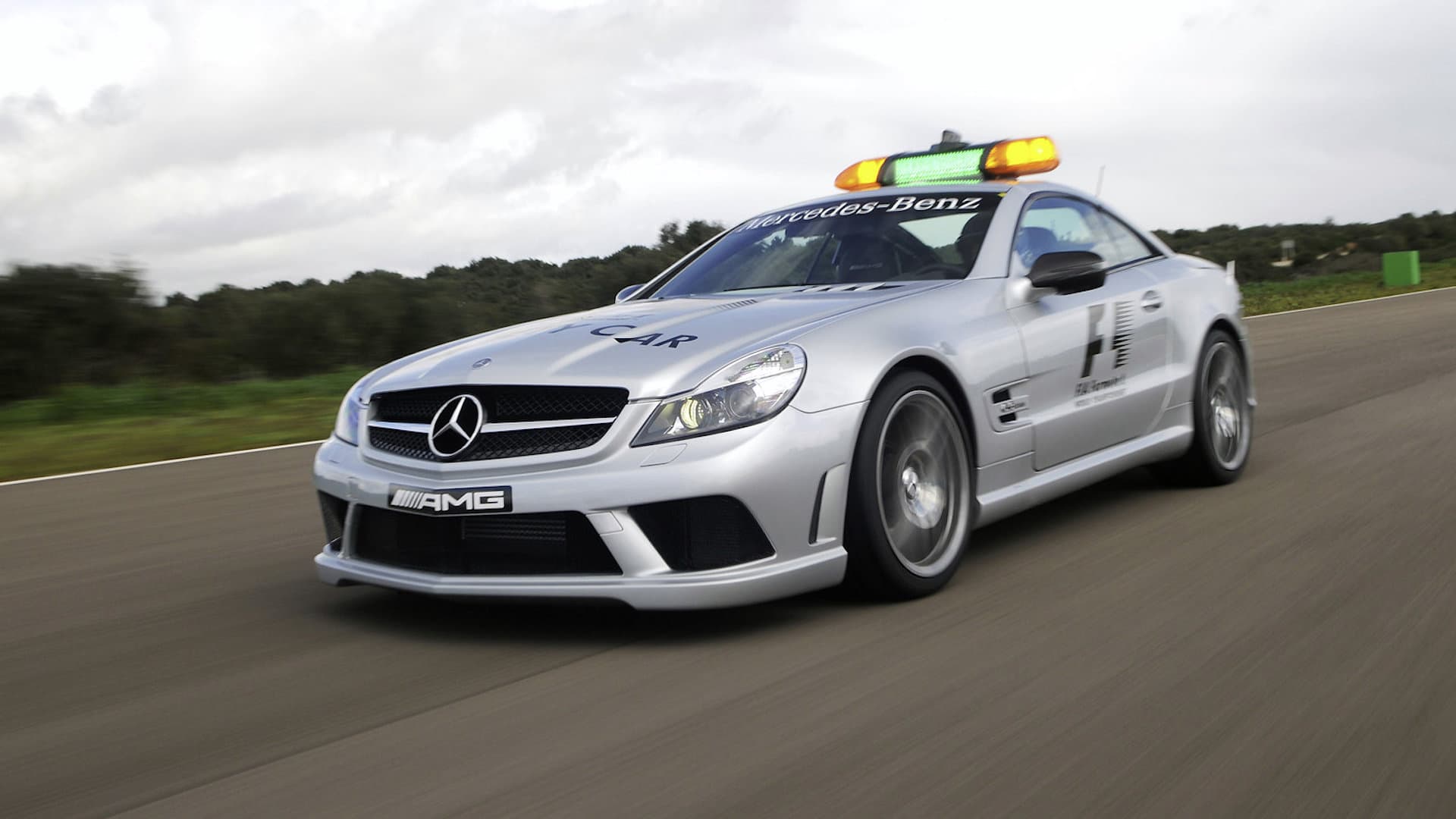2009 Mercedes-Benz SL63 AMG - 6.3-l V-8