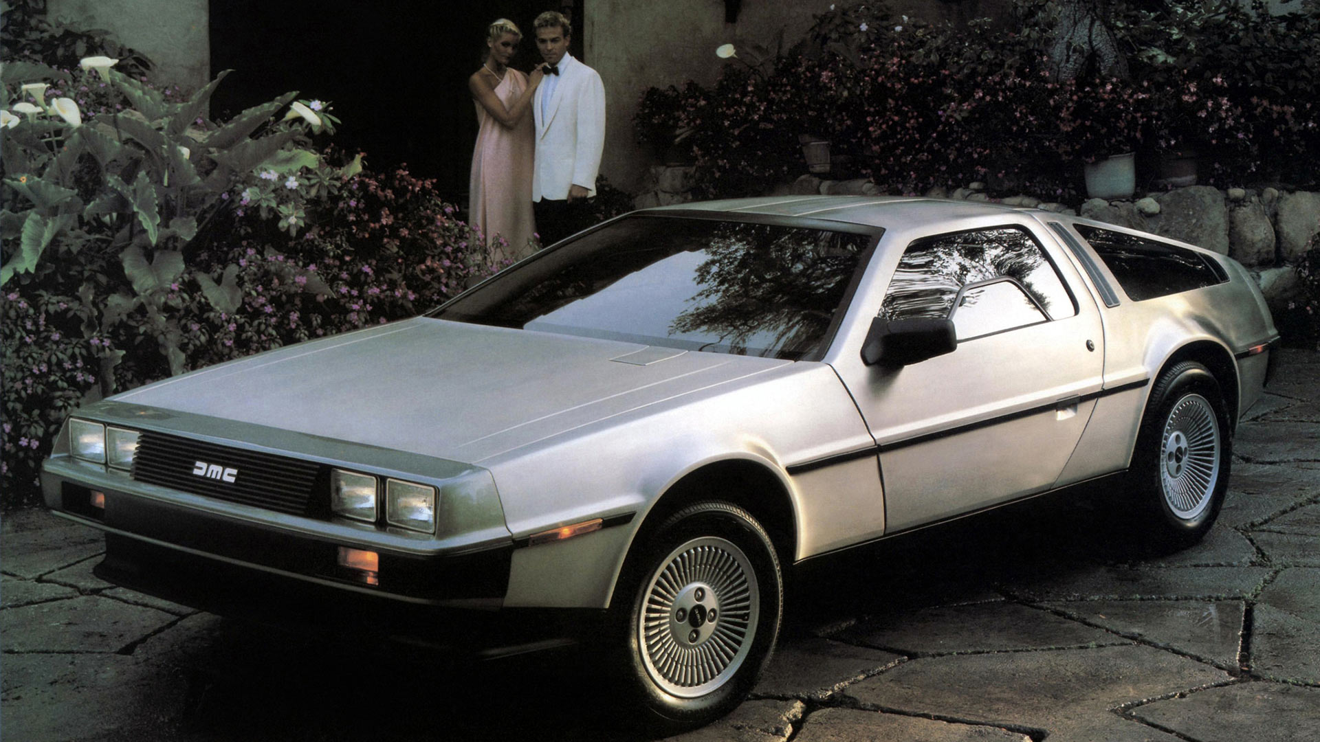 DeLorean DMC-12