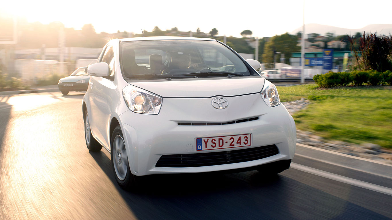 Toyota iQ
