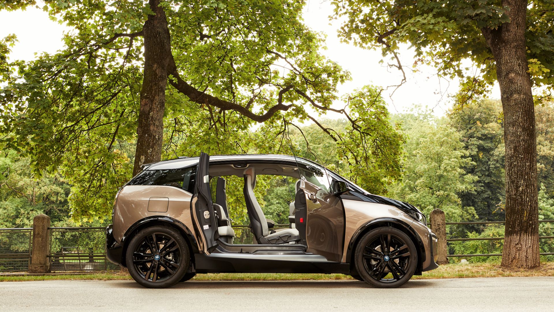 The trickle-down of technology