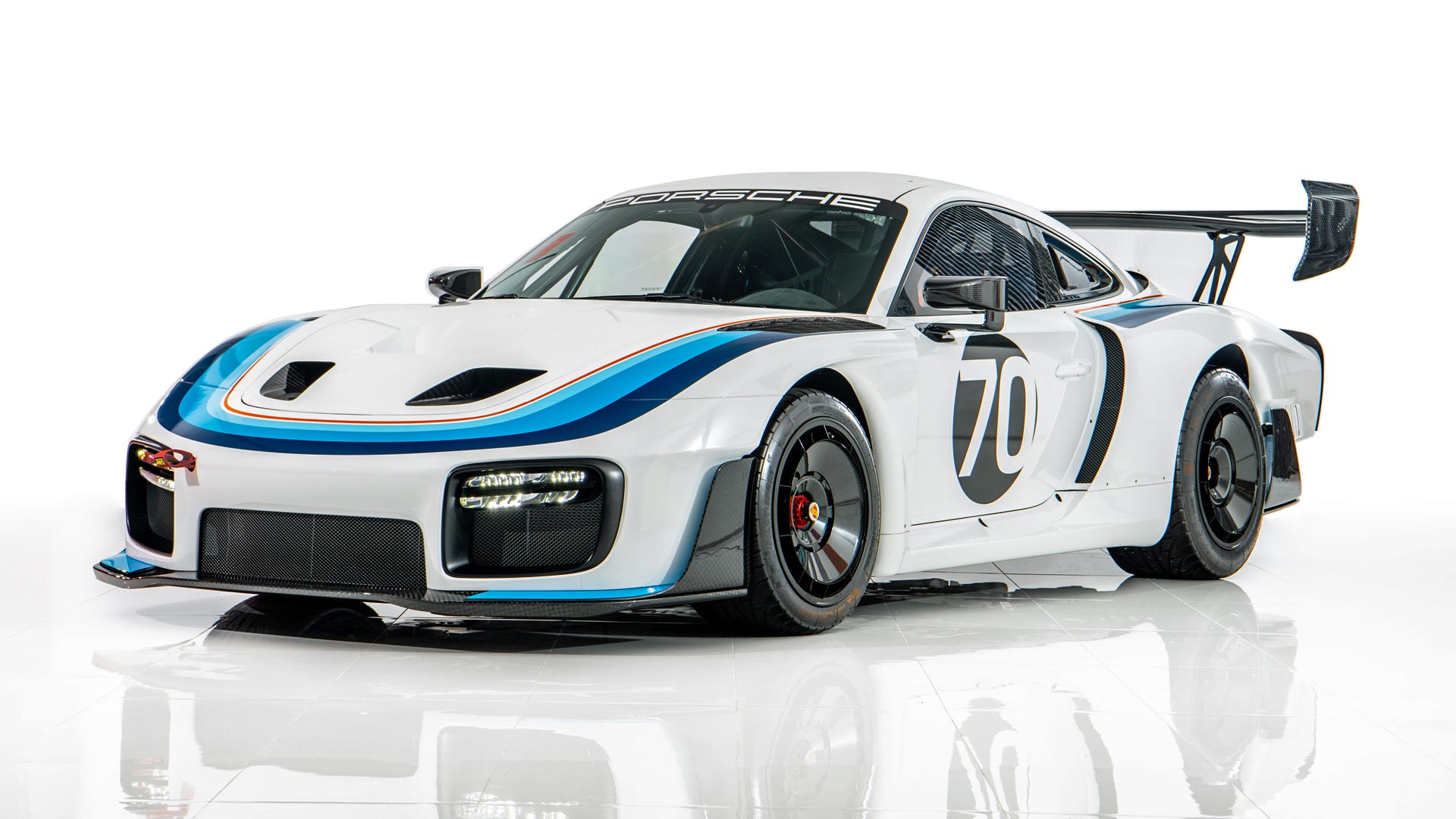 2019 Porsche 935