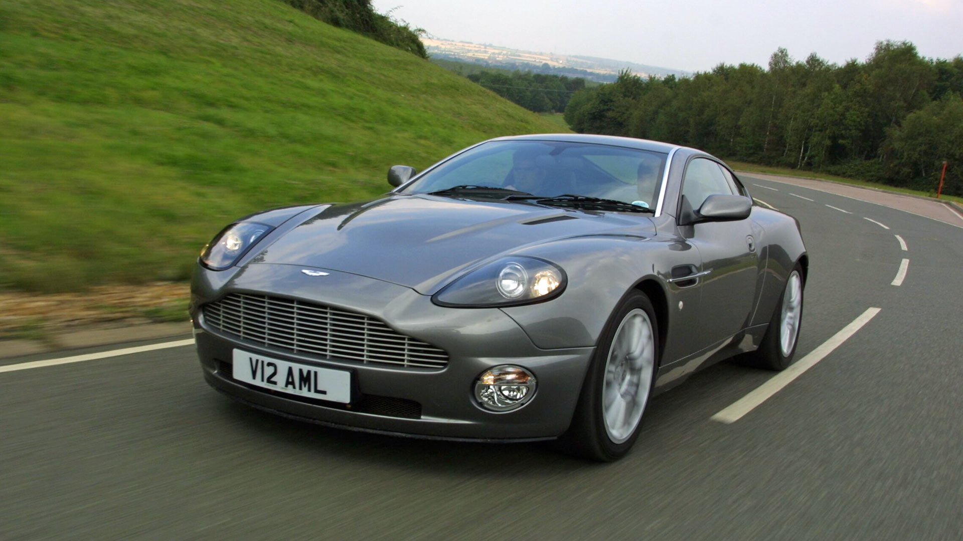 2001 Aston Martin V12 Vanquish