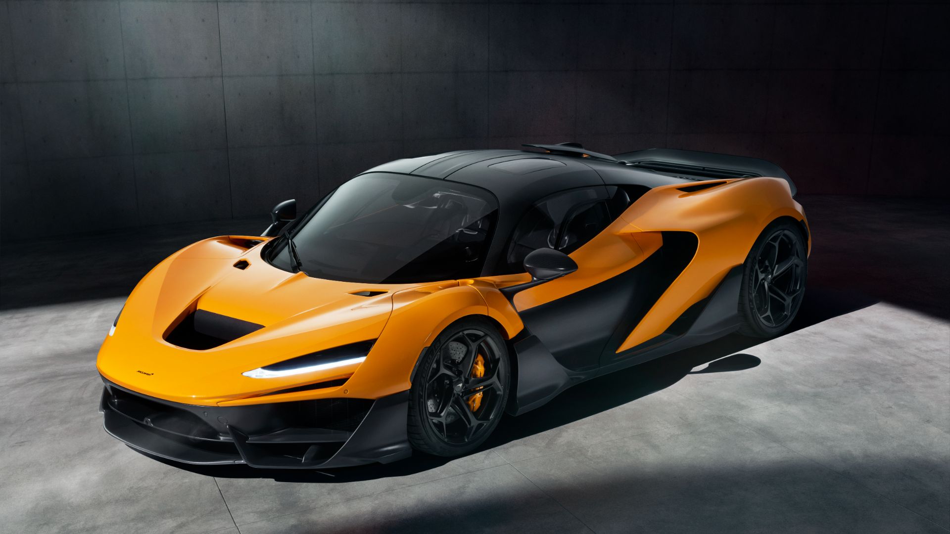 McLaren W1