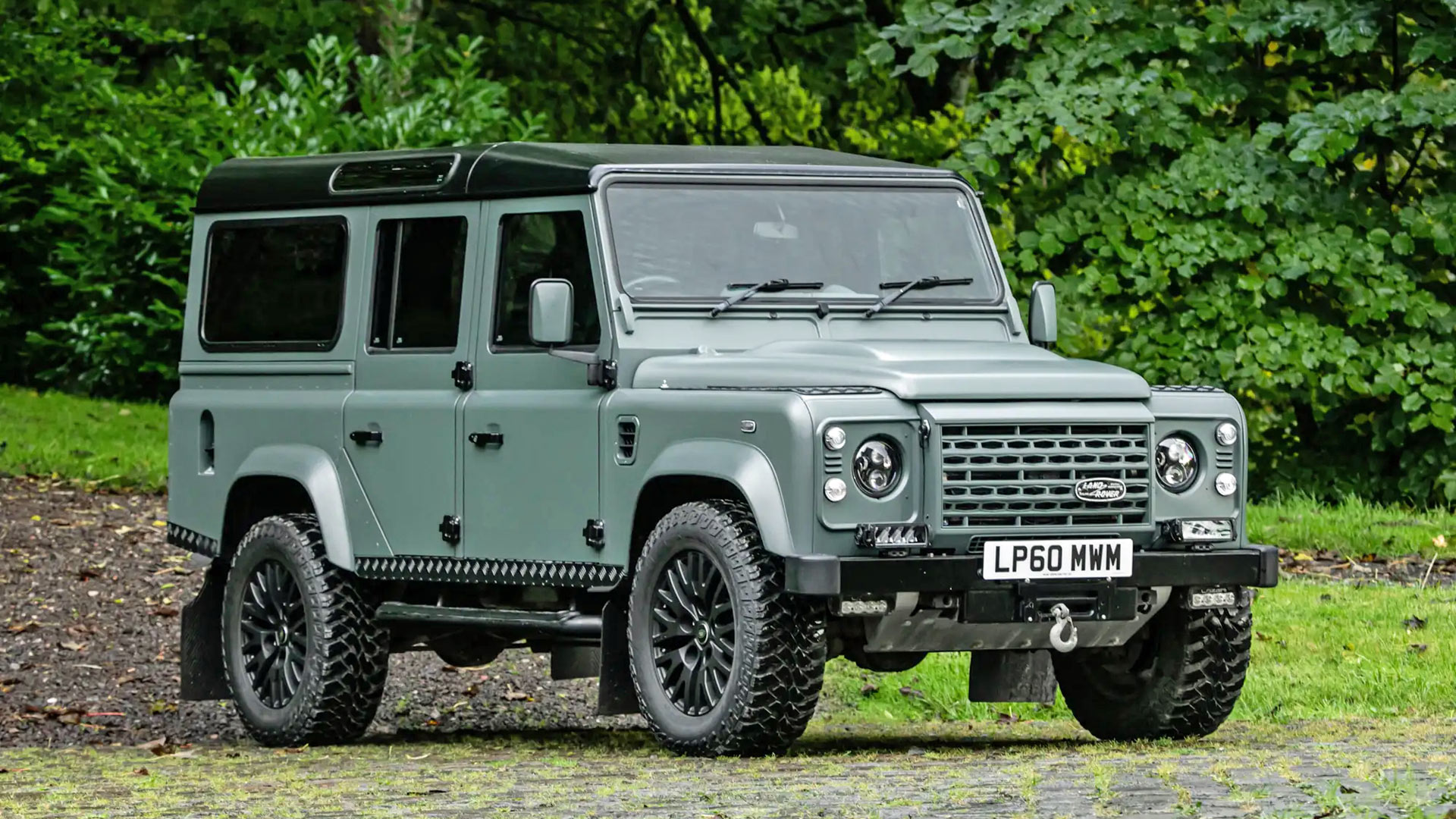 2011 Land Rover Defender 110 6.2 V8 – £84,375