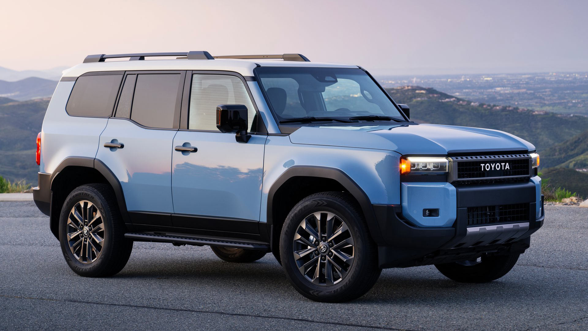 2025 Toyota Land Cruiser