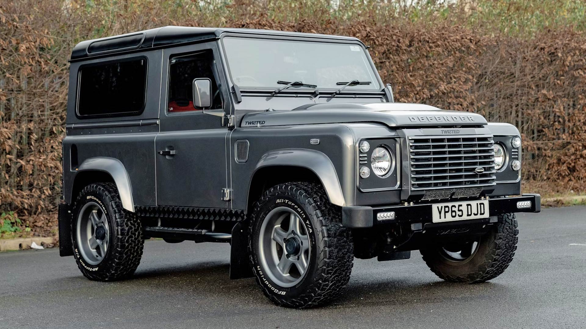 2015 Land Rover Defender 90 by Twisted