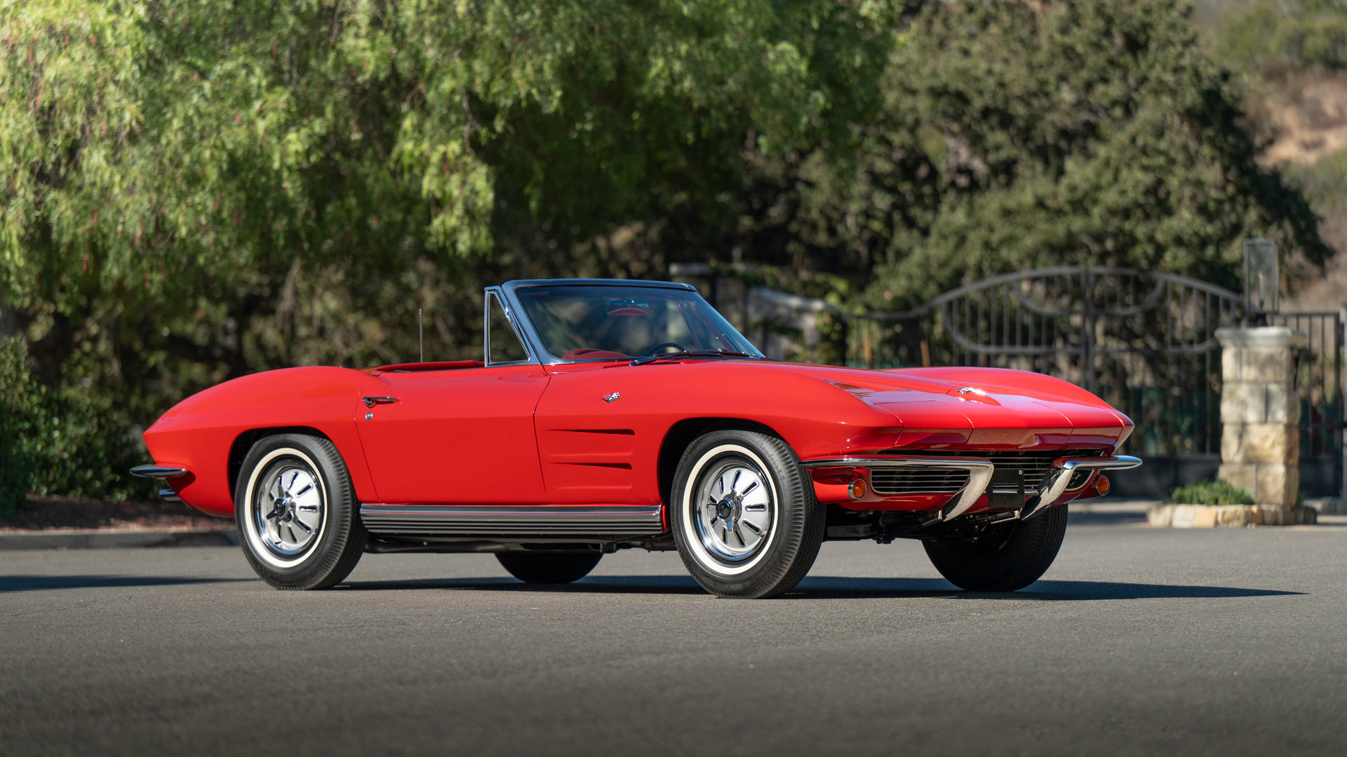 1964 Chevrolet C2 Corvette Sting Ray Convertible 