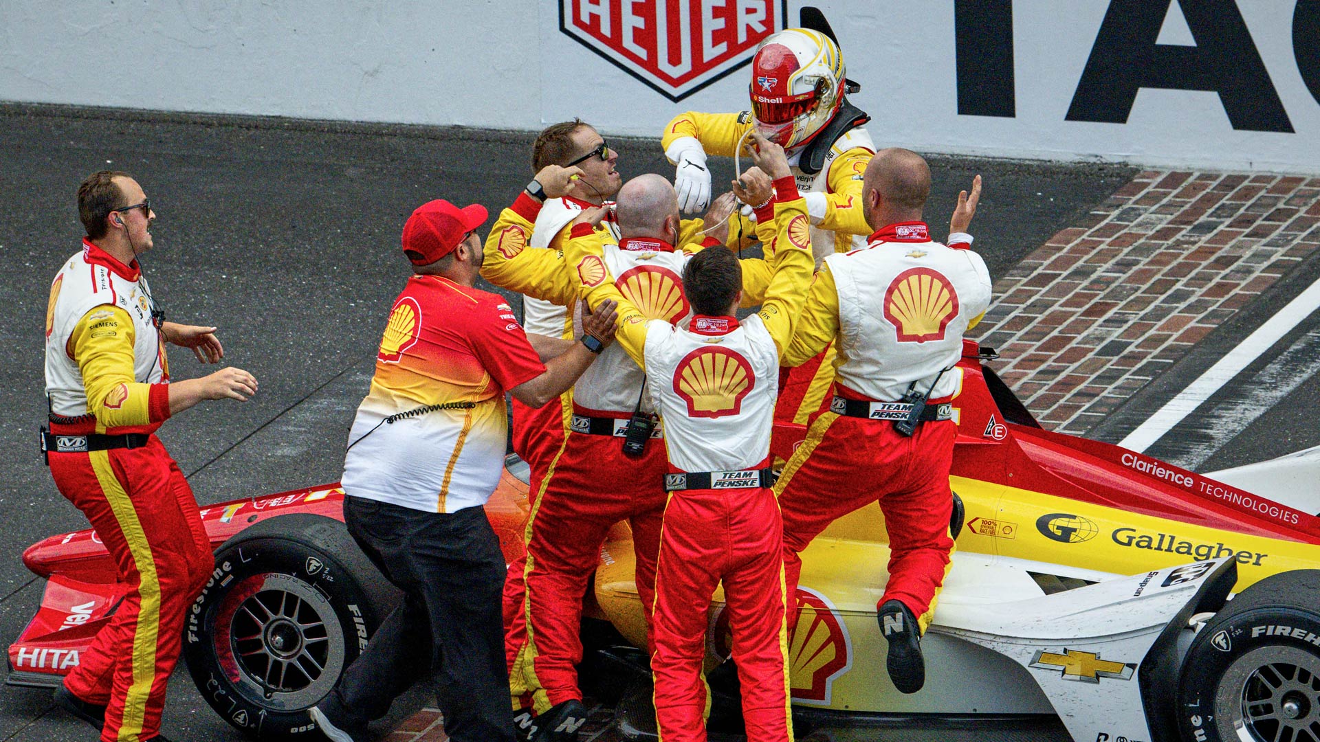 Who won the Indy 500 in 2024?