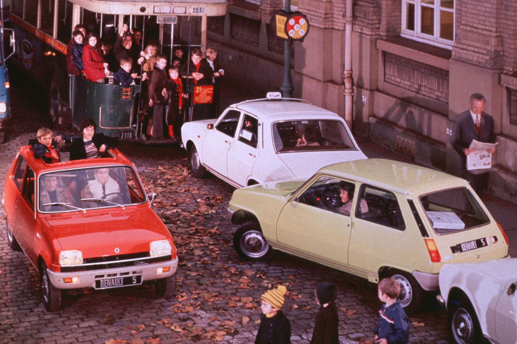 24. Renault 5
