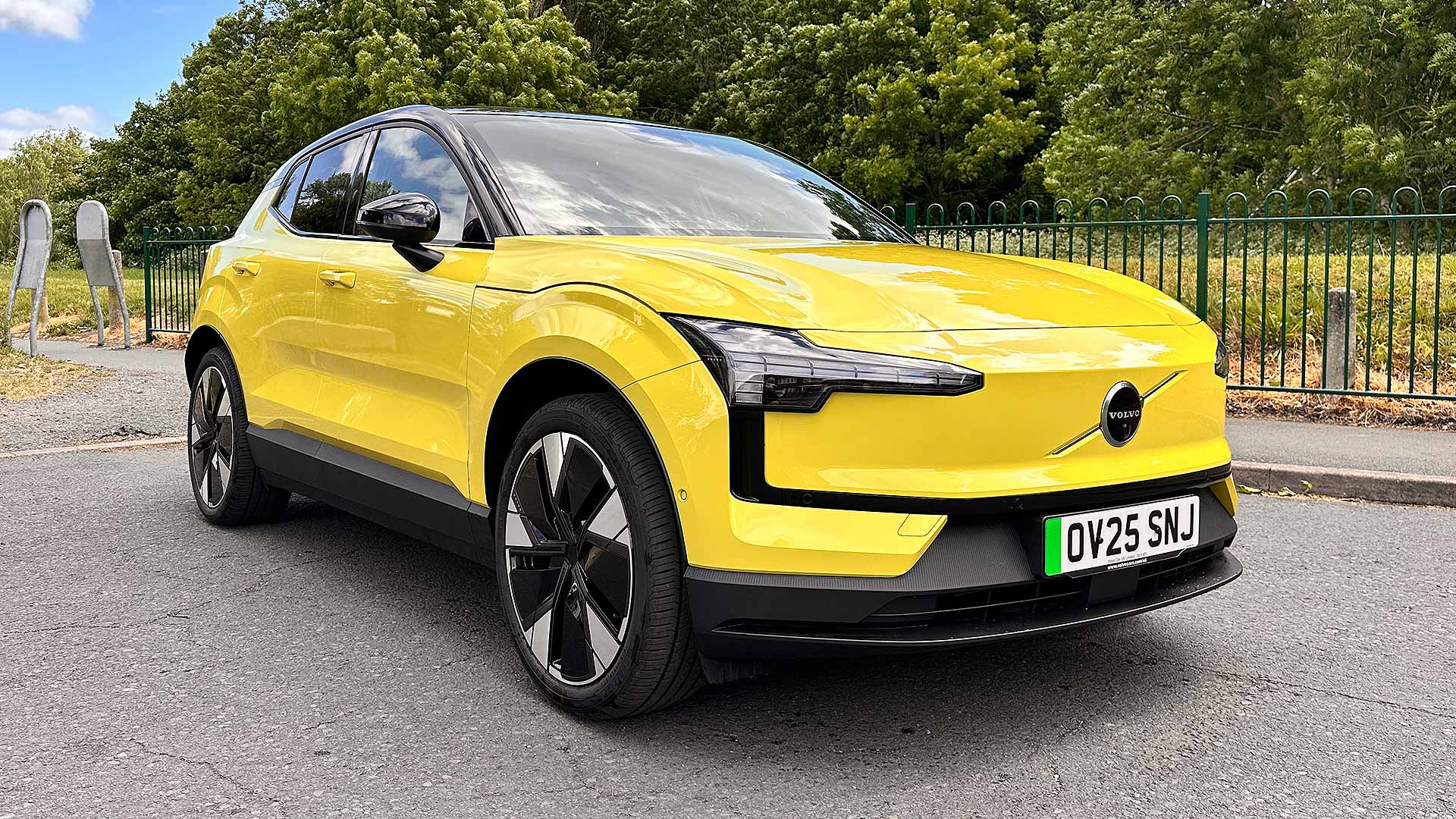 Volvo EX30 grant