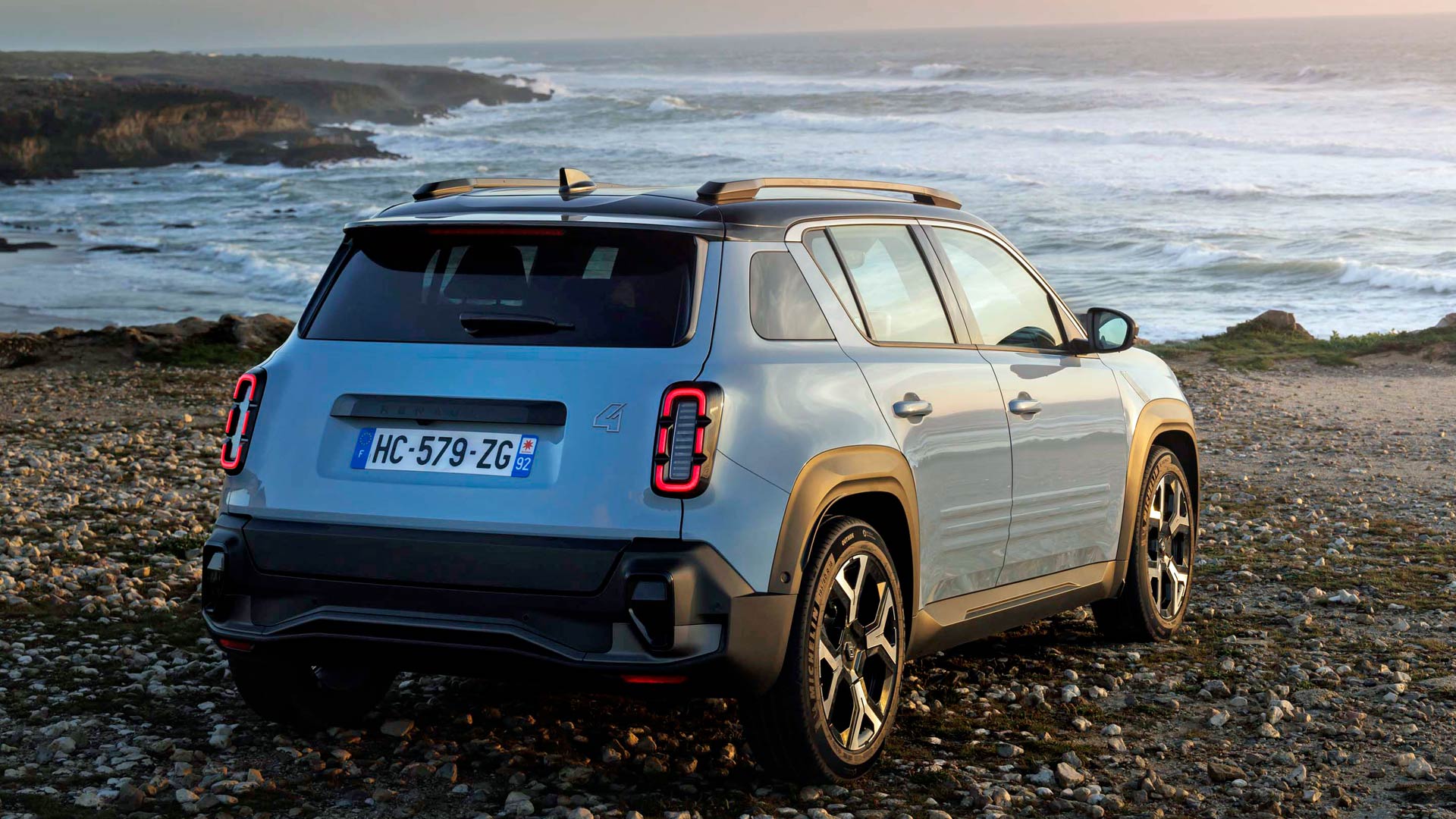 Renault 4 E Tech EV PCP Deals