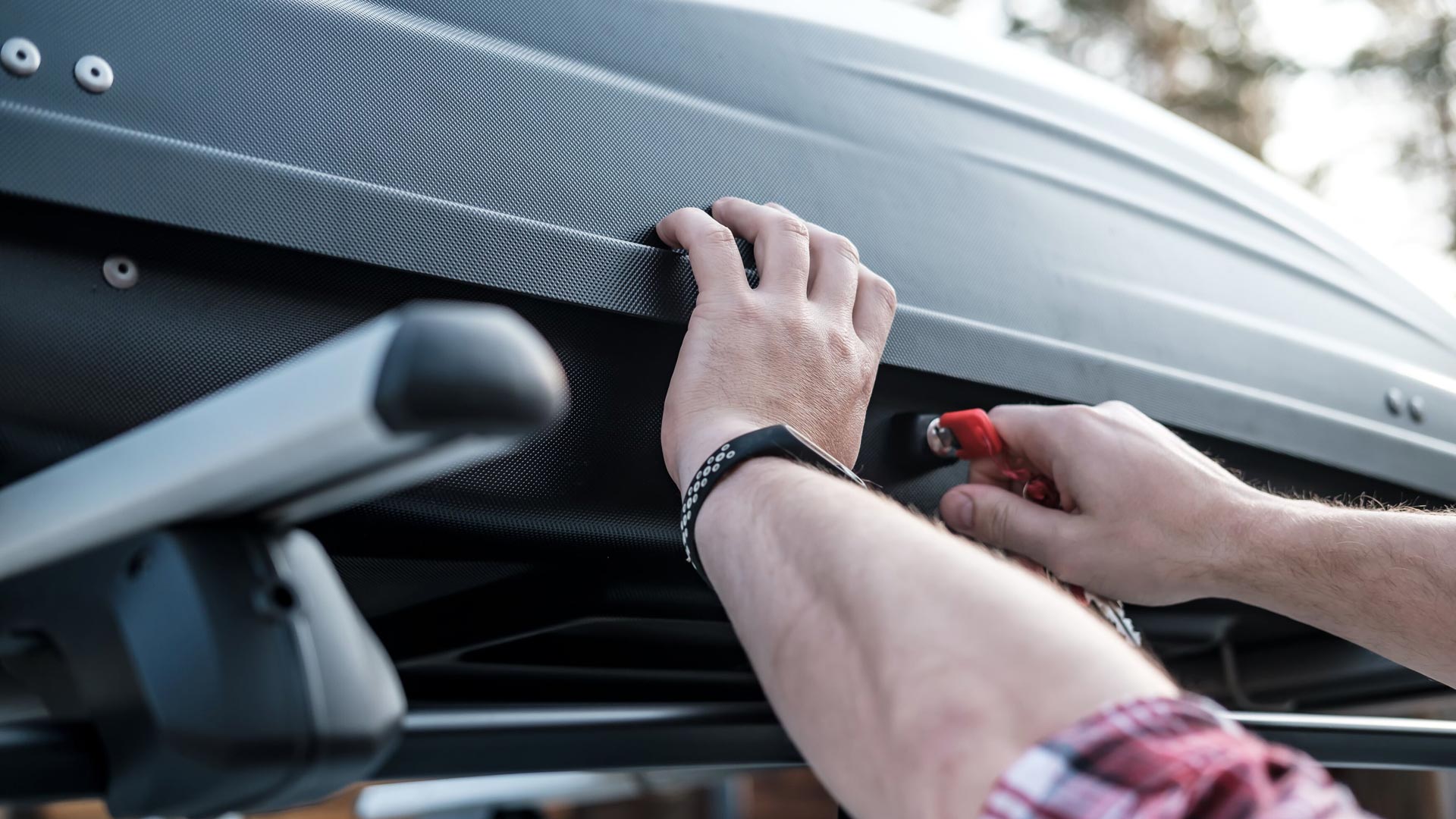 Roof Box Safety Warnings
