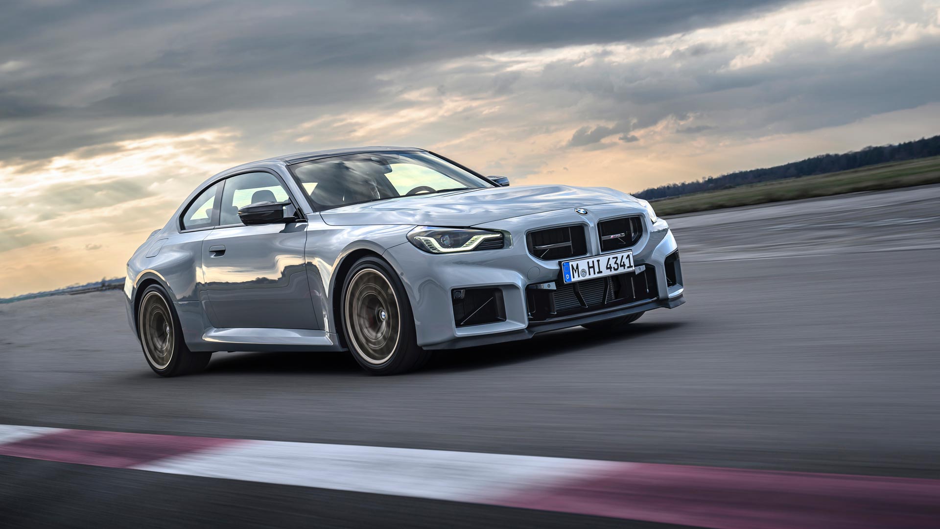 2025 BMW M2 CS