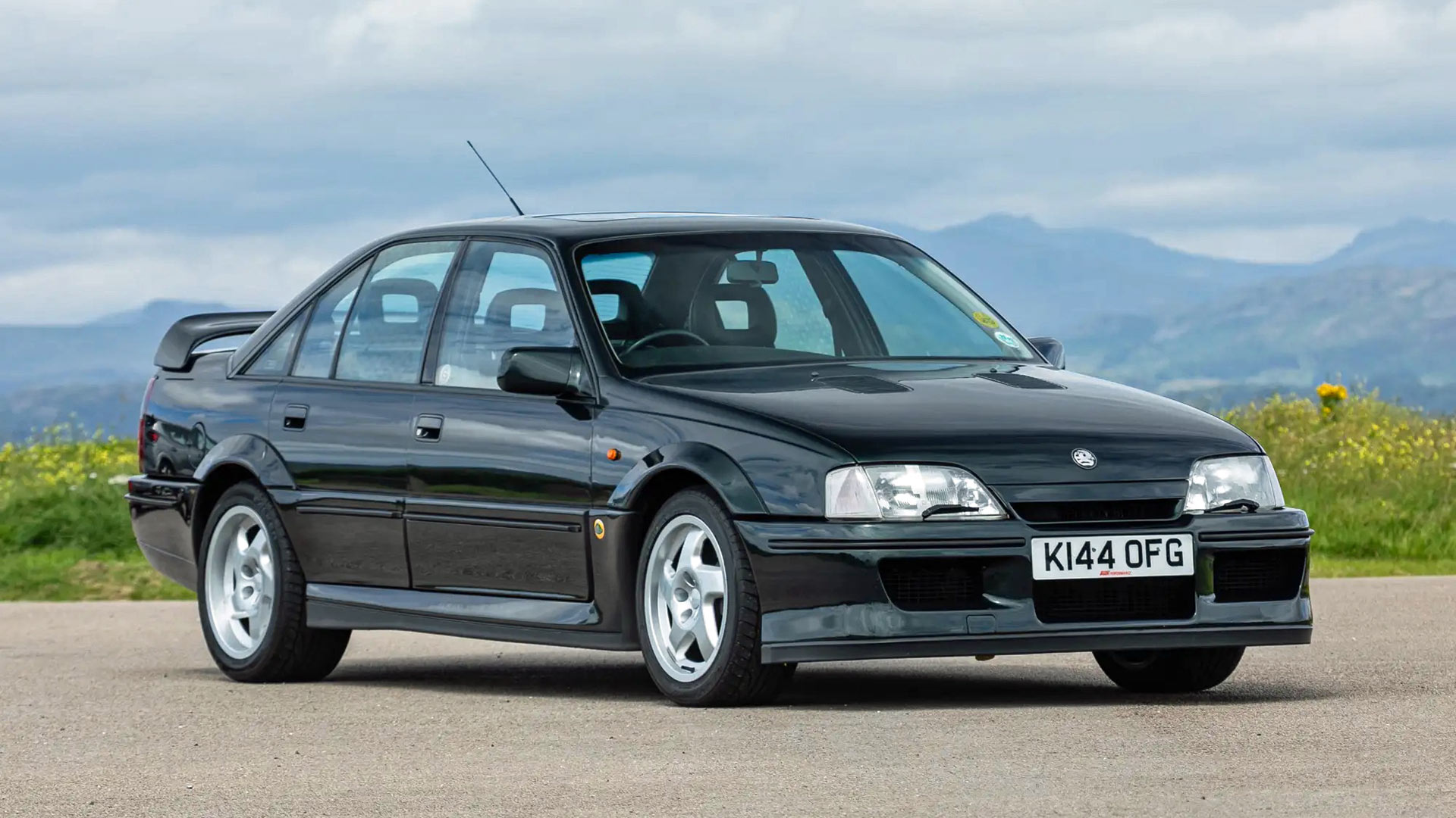 1993 Vauxhall Lotus Carlton