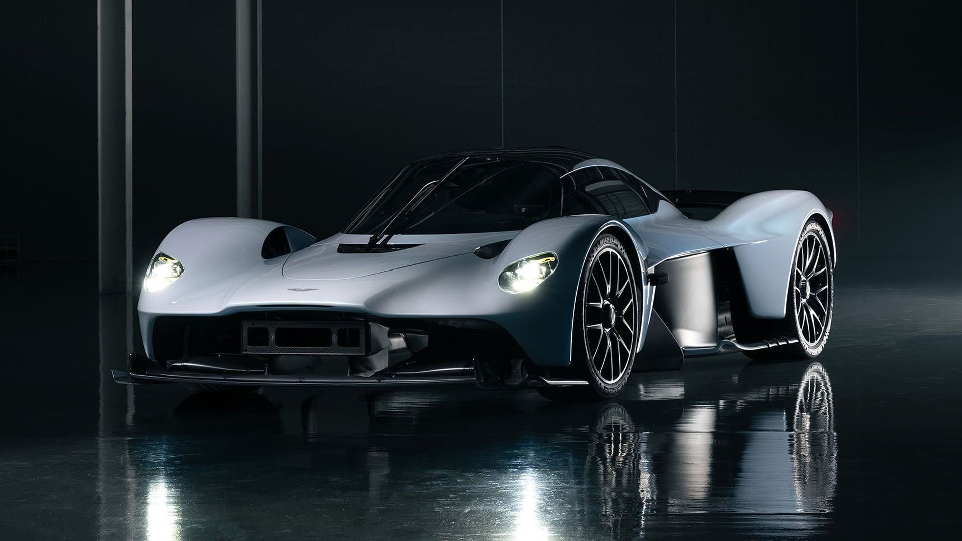 Daniel Ricciardo Aston Martin Valkyrie