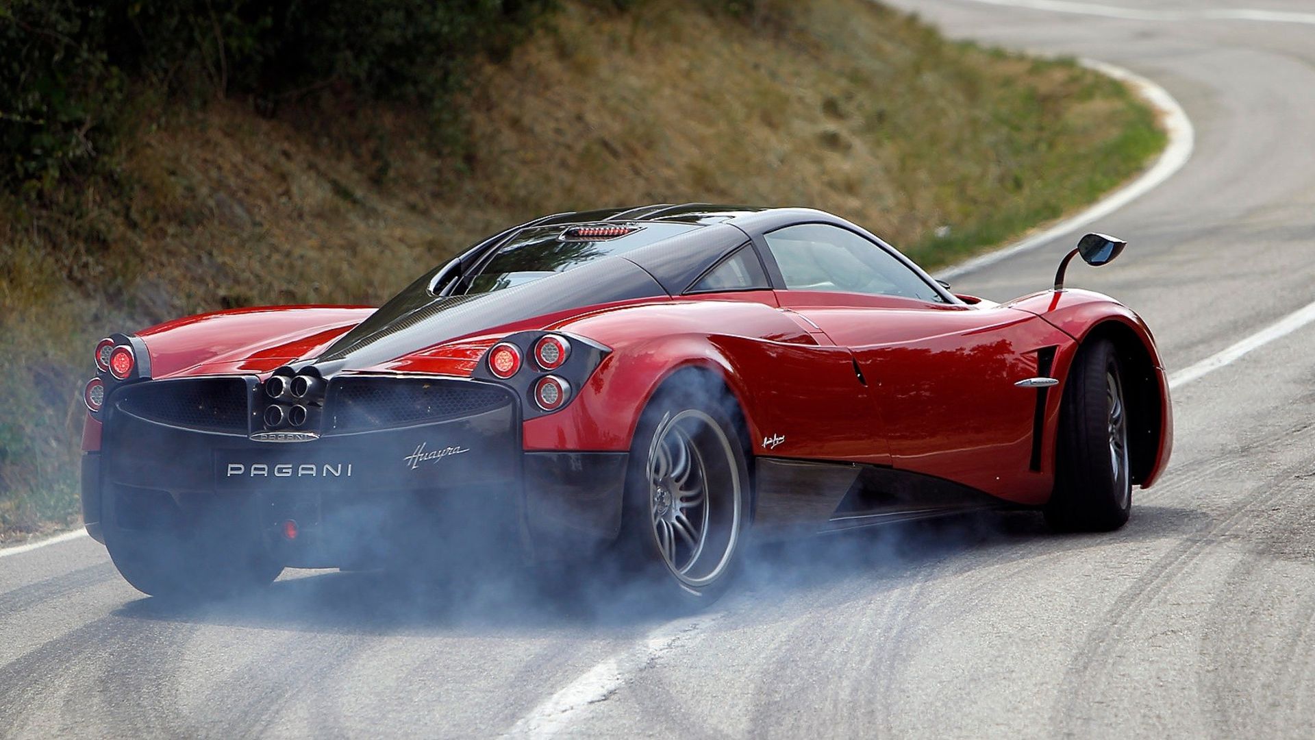 Pagani Huayra – 231mph