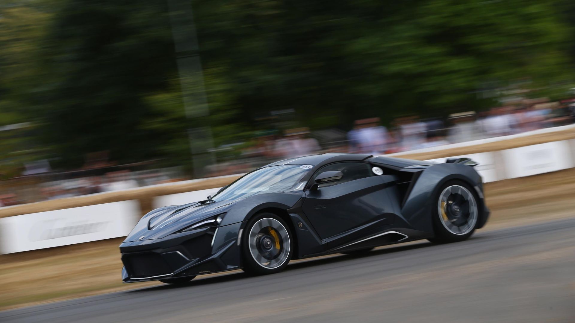 2017 W Motors Fenyr Supersport – 246mph
