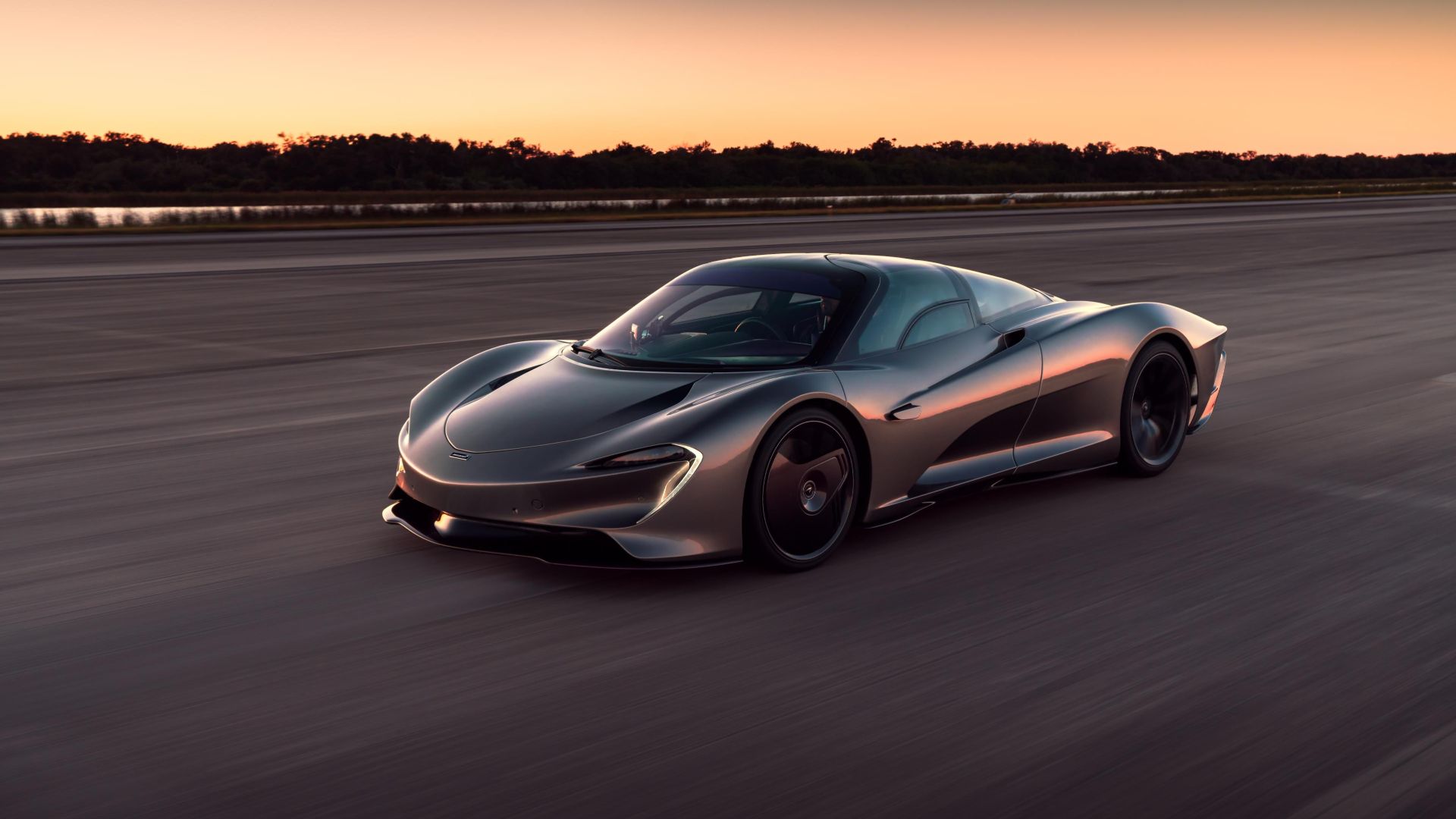 2020 McLaren Speedtail – 250mph 