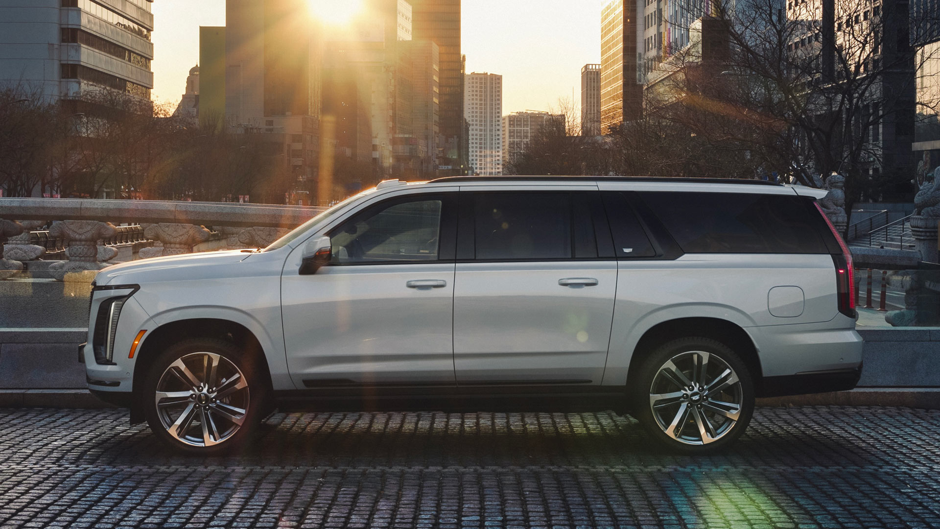 Cadillac Escalade ESV