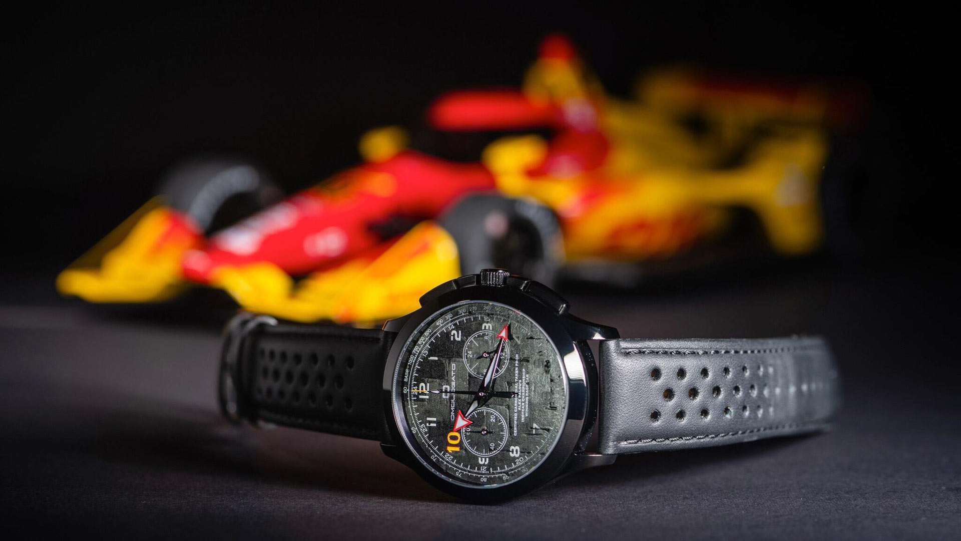 The Alex Palou CGR Race Car Chronograph features a piece of carbon fiber taken from the No.10 IndyCar