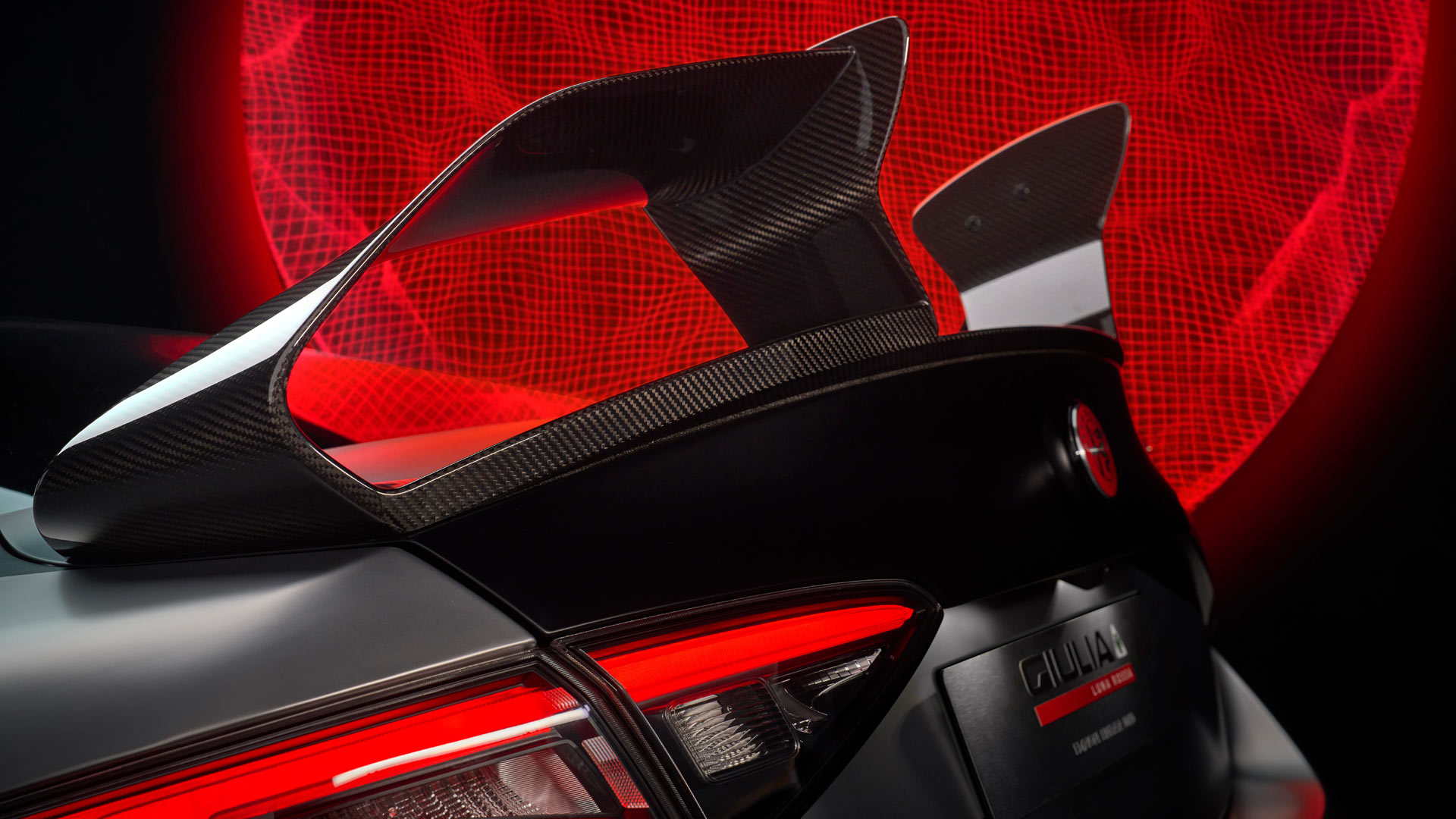 Alfa Romeo Giulia Quadrifoglio Luna Rossa