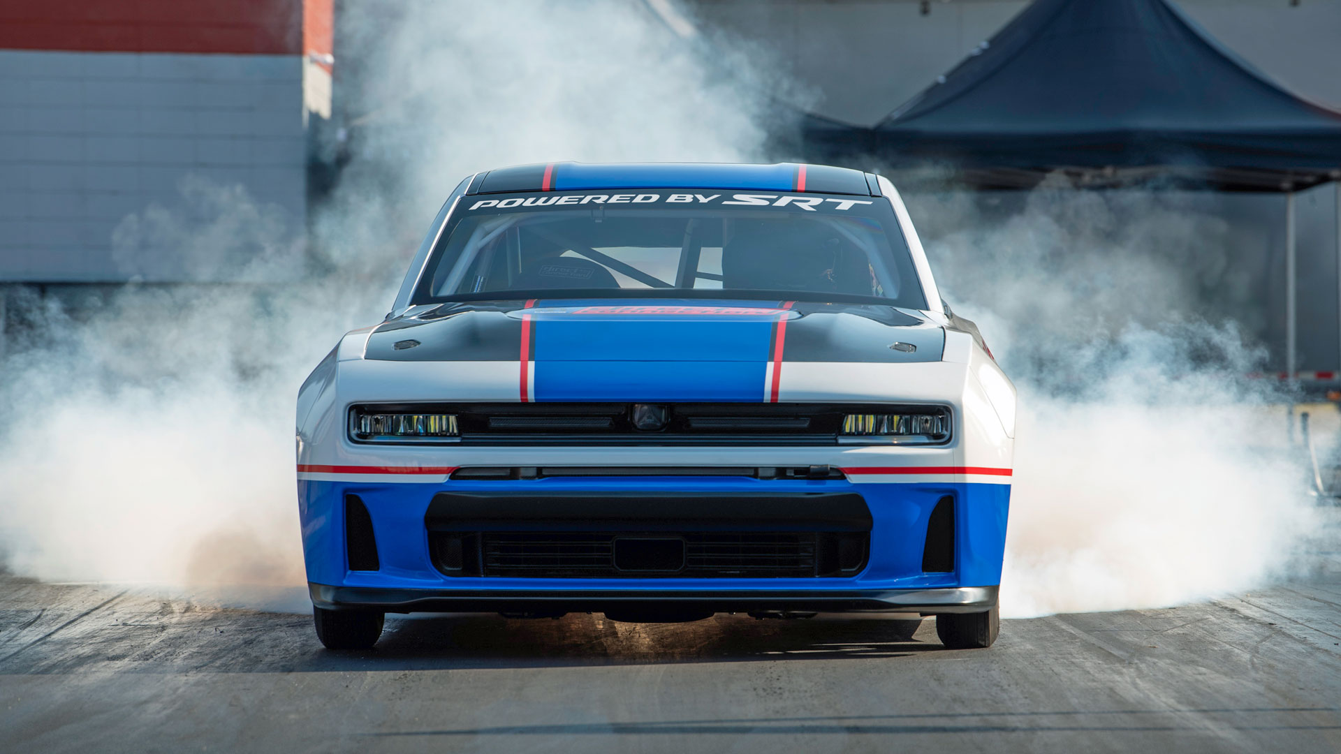 Dodge Charger Hustle Stuff Drag Pak keeps it Hemi