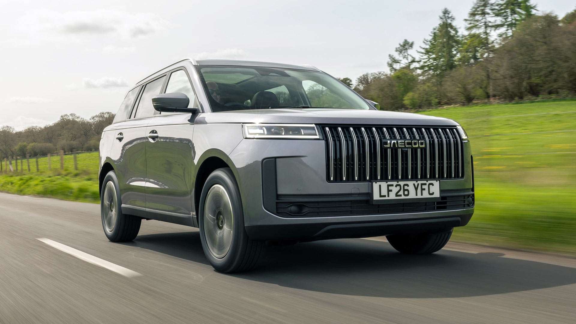 Prices for the new Jaecoo 5 SHS-H will begin from £26,270 in Pure trim, with the top Luxury model starting at £29,765