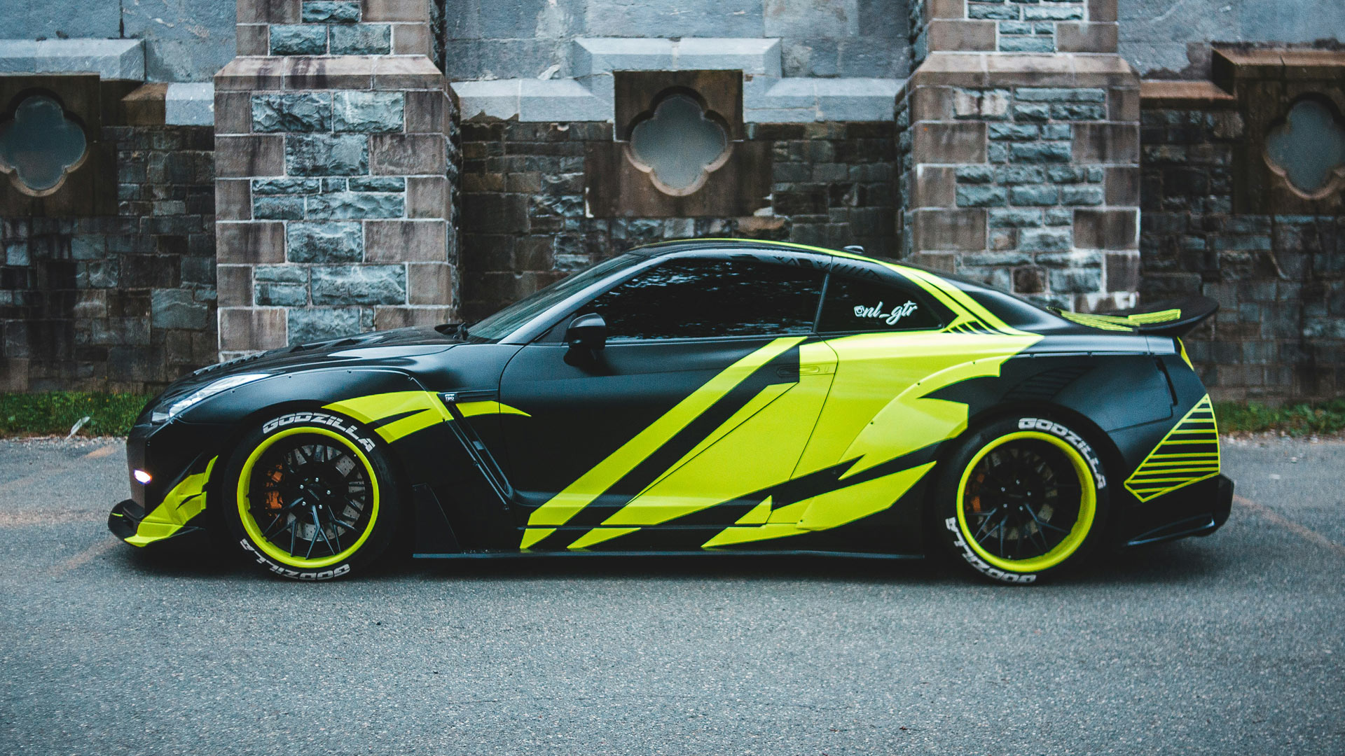 Custom Paint Colour Car Insurance