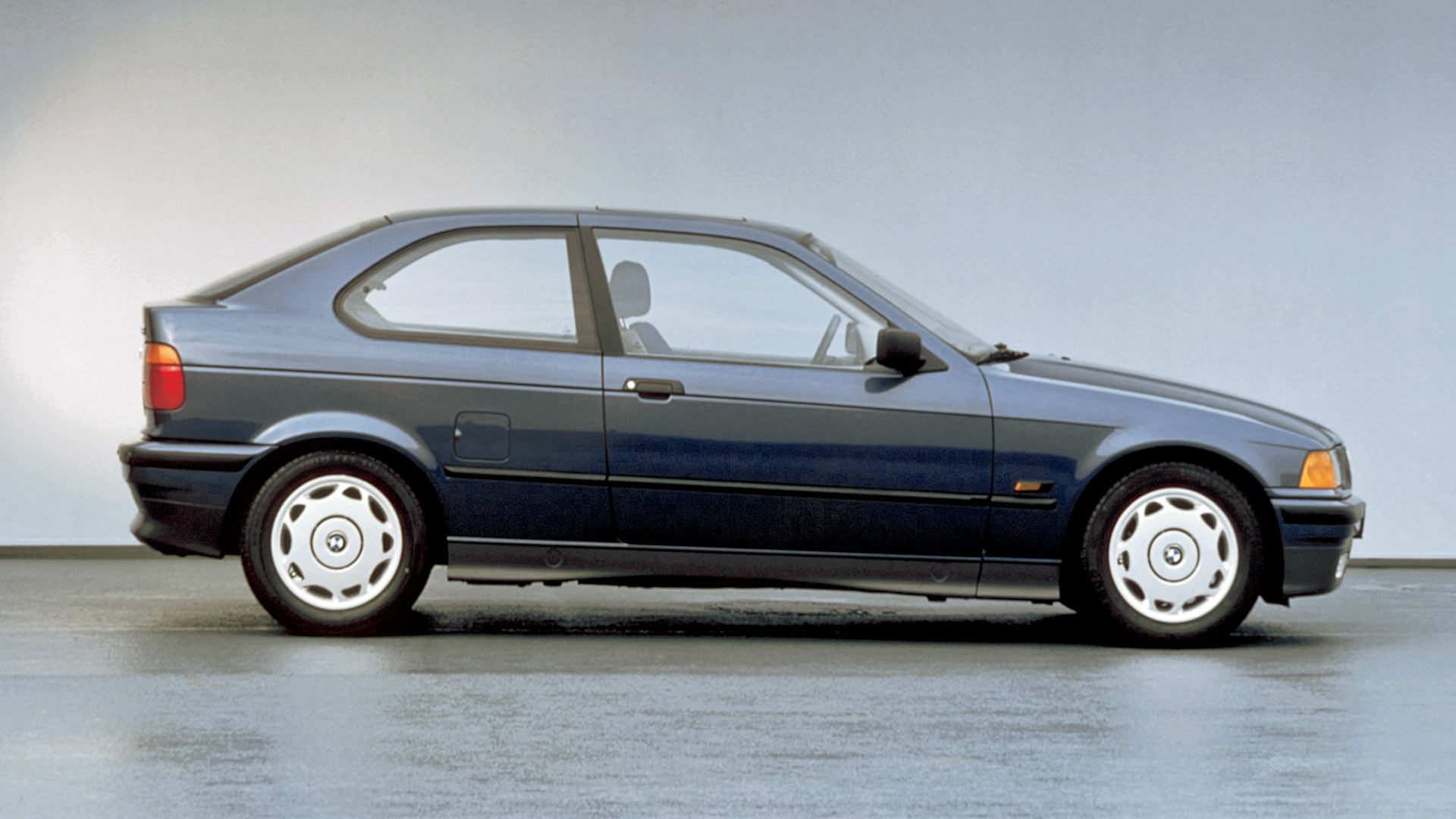 1994 BMW E36 3 Series Compact