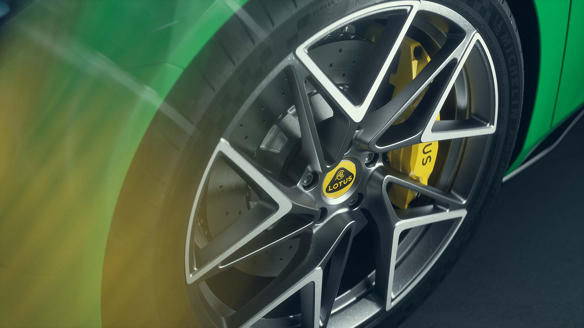 Lotus wheel and tyre
