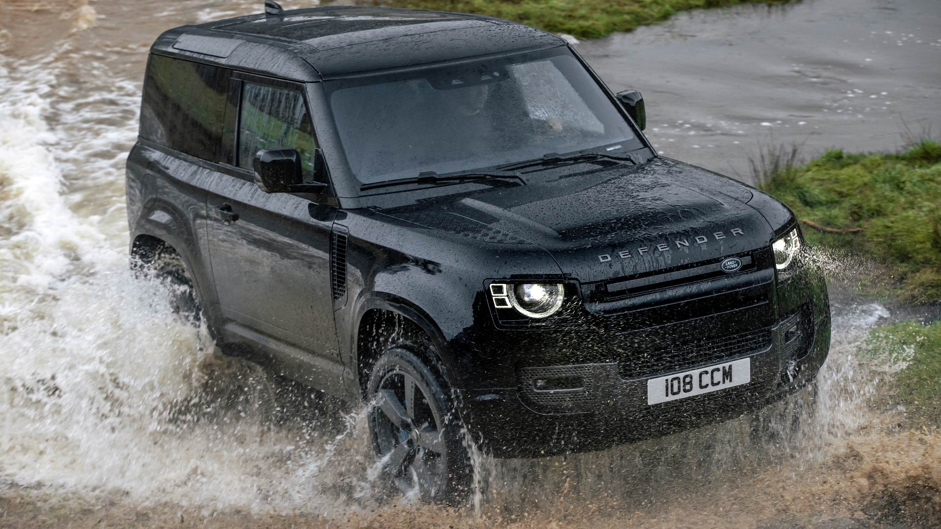 The Land Rover Defender 90 has the lowest recorded average depreciation of any new car or SUV in the UK