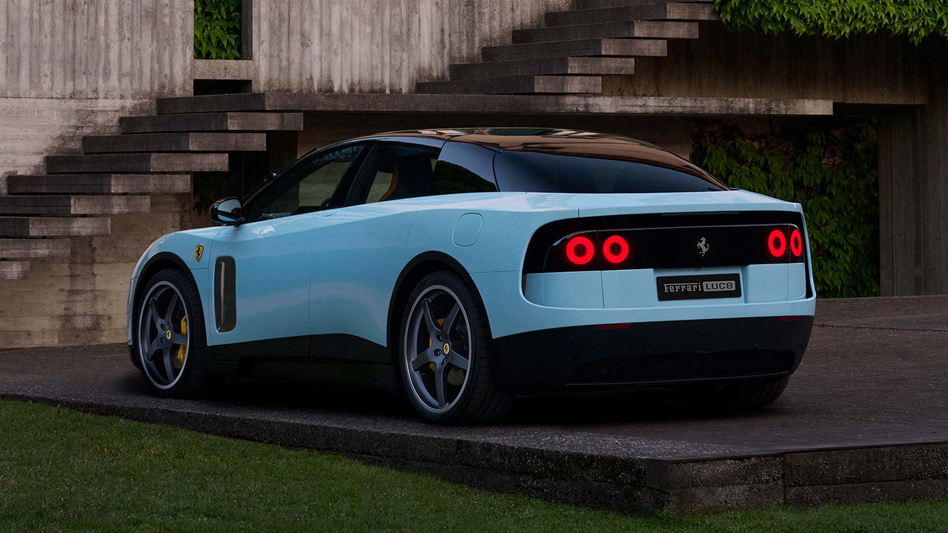 Ferrari Luce