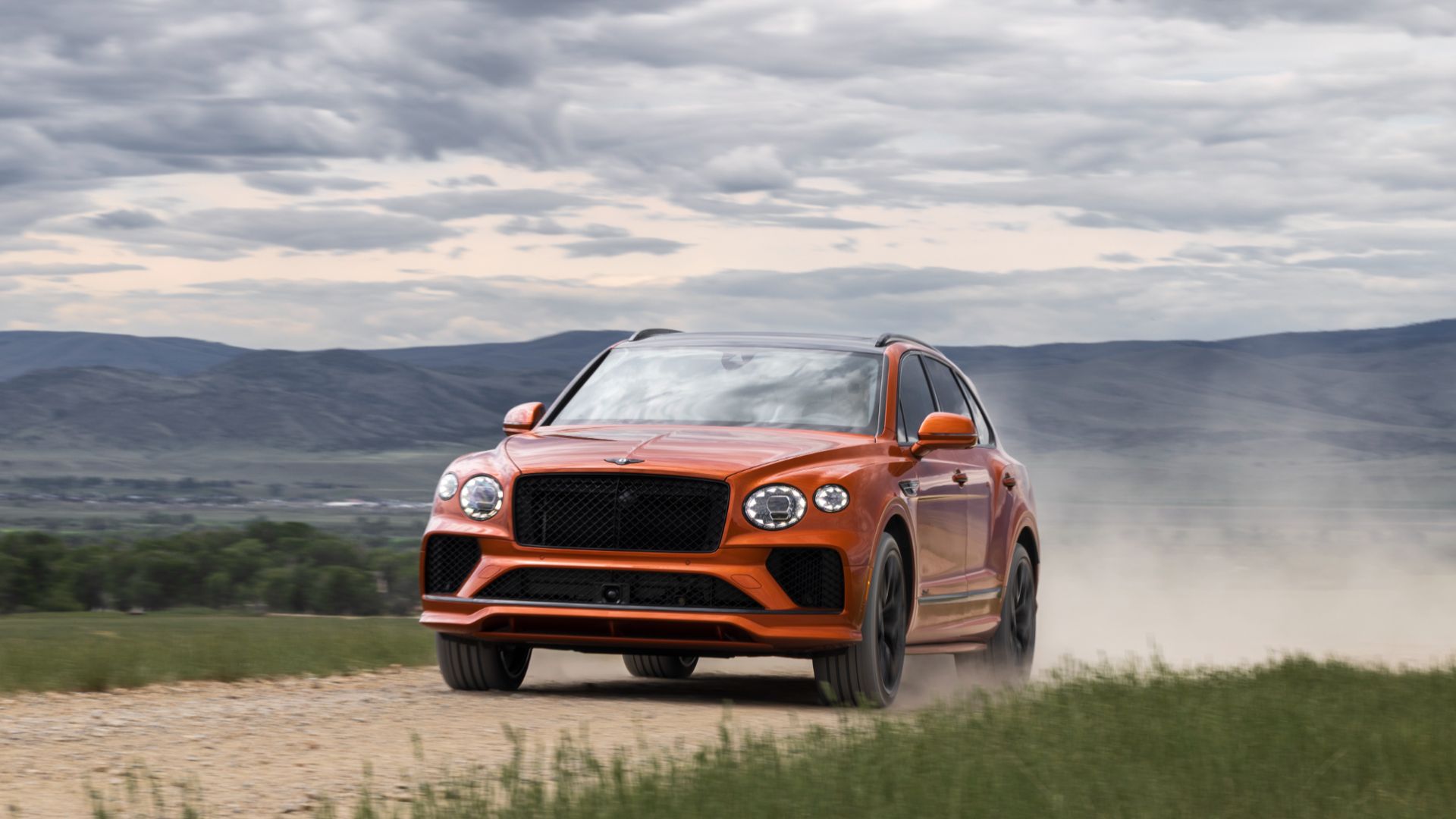 Tim Pitt drives the 650hp V8-powered Bentley Bentayga Speed. How does it compare to SUV rivals from Aston Martin and Lamborghini?
