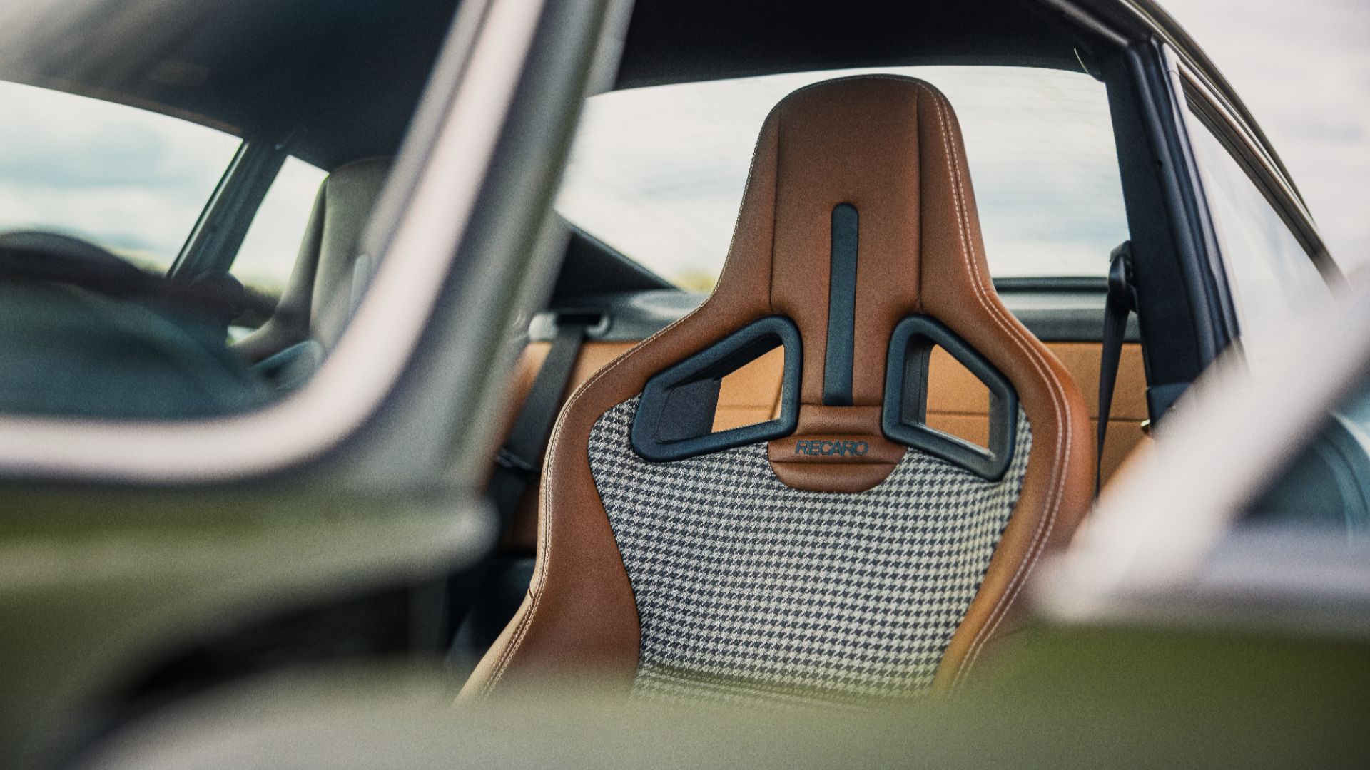 Theon Design Porsche 911
