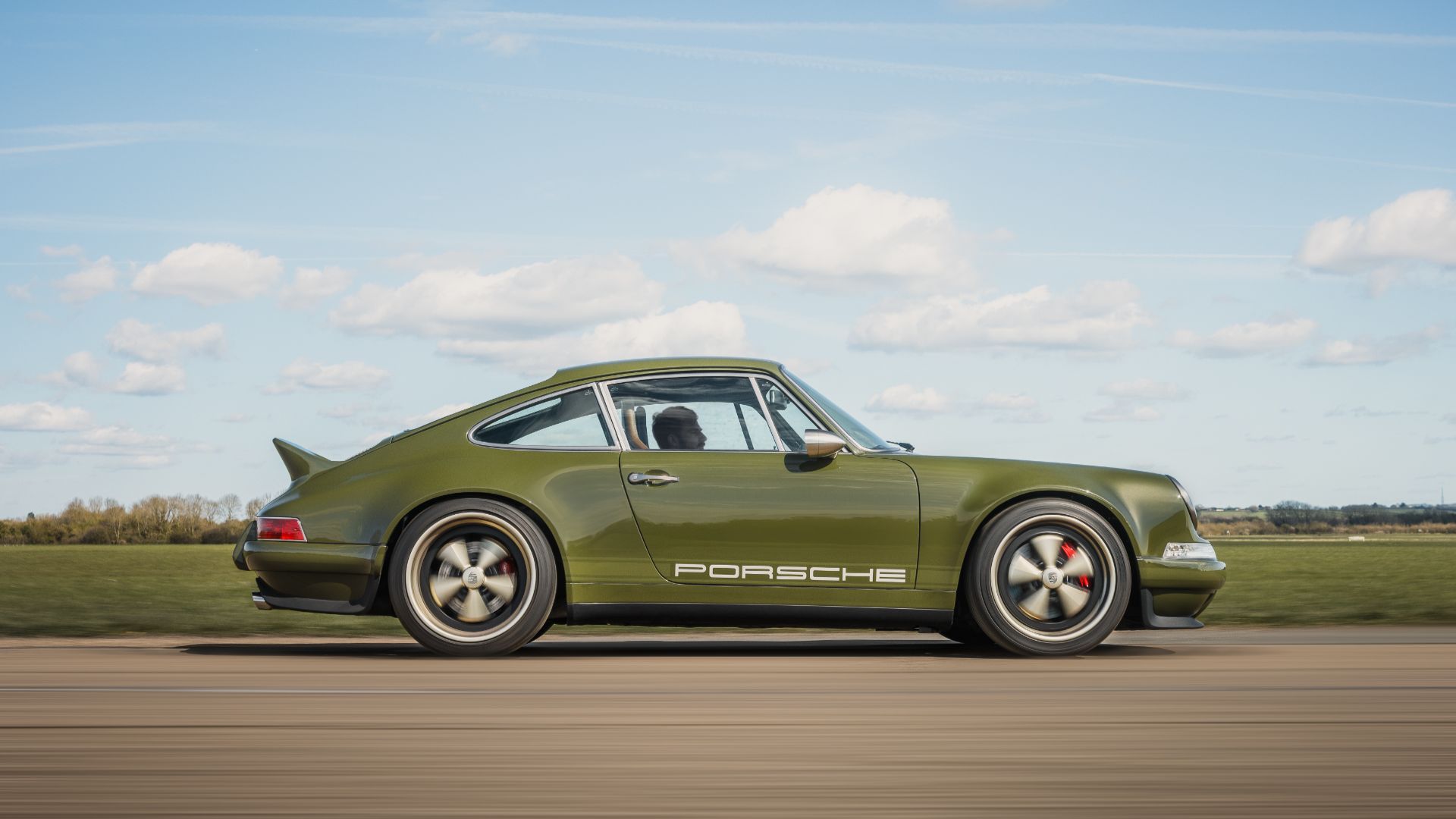 Theon Design Porsche 911