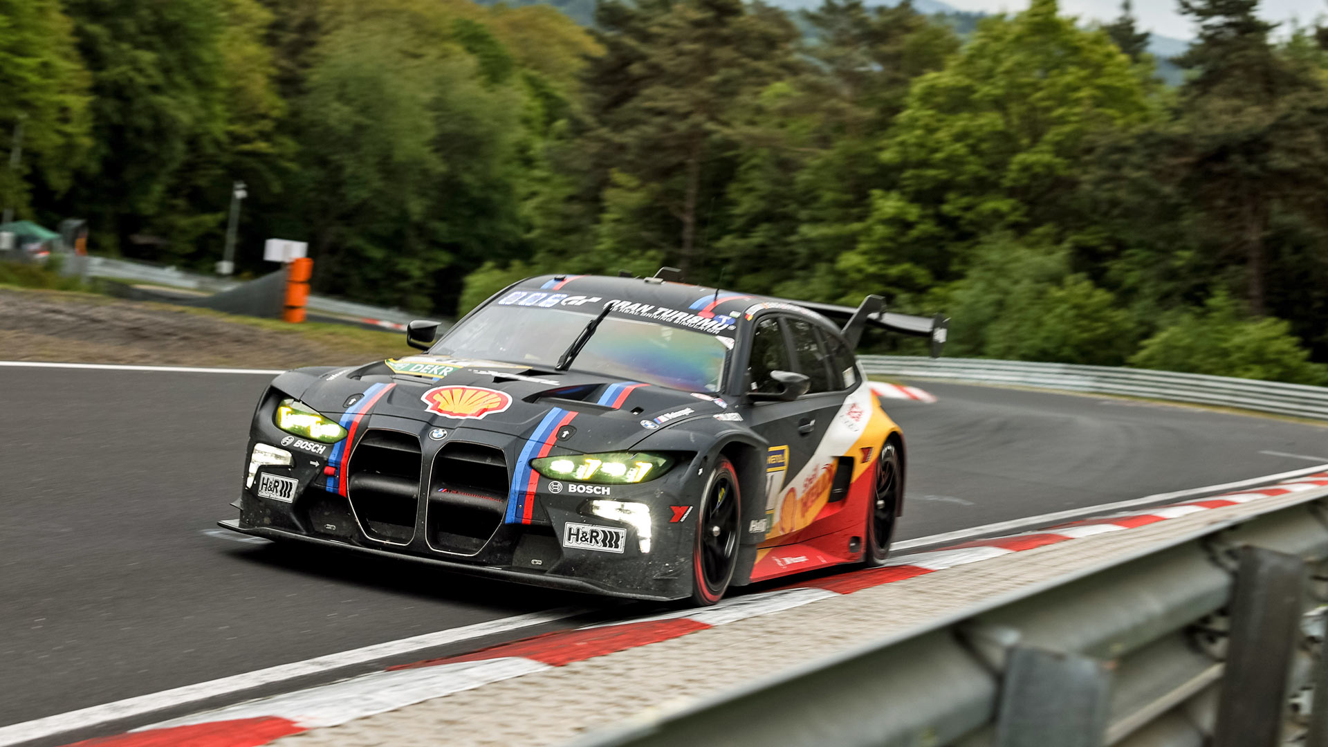 Shell Helix – BMW M3 Touring 24H