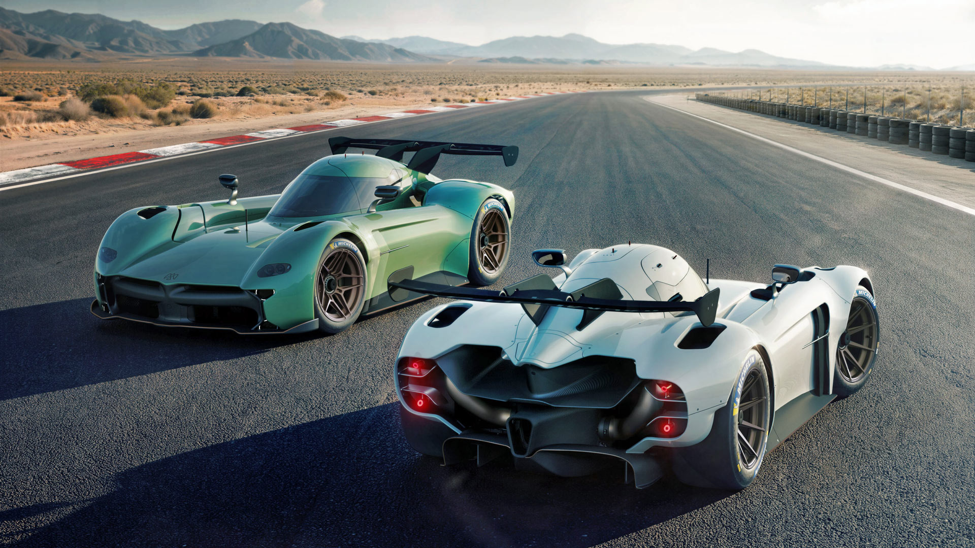 With 1,000hp from its 100kWh battery, the McMurtry Spéirling Pure uses fans to produce up to 2,000kg of downforce