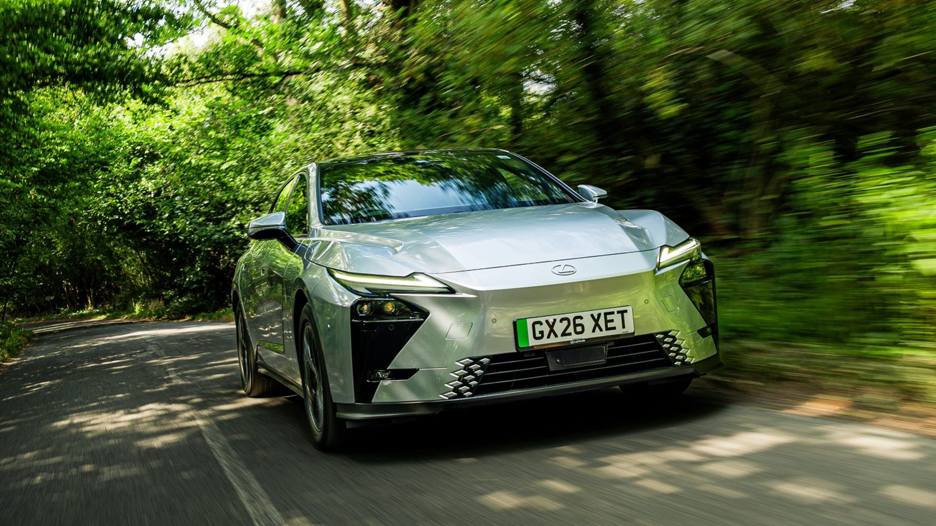 Amidst a range of SUVs, can the new electric Lexus ES 350e saloon stand out? Tim Pitt gets behind the wheel