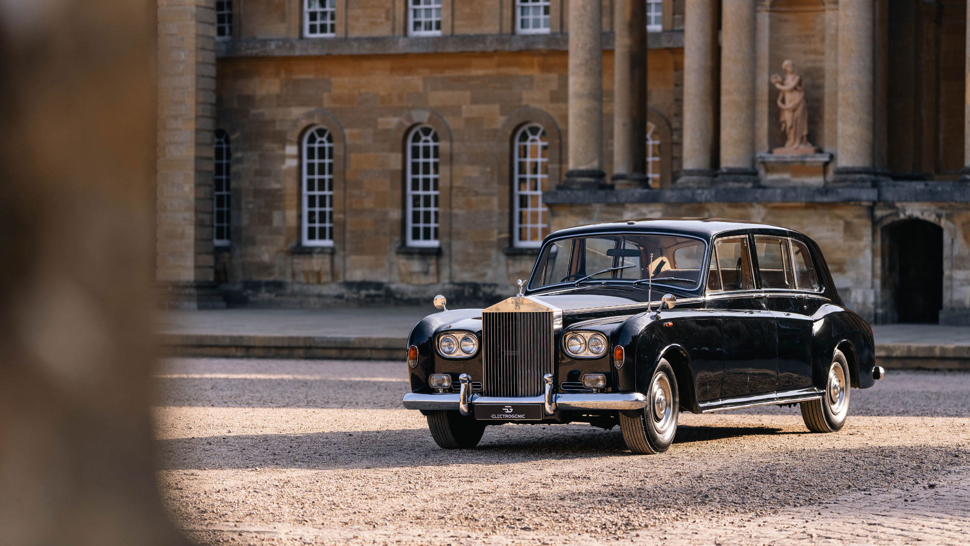 Electrogenic London City Rolls-Royce EV