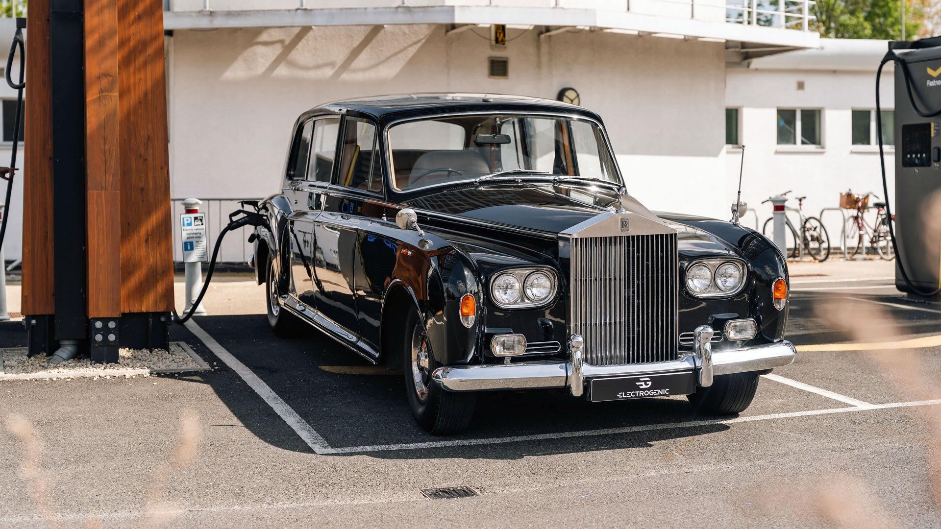 Electrogenic London City Rolls-Royce EV