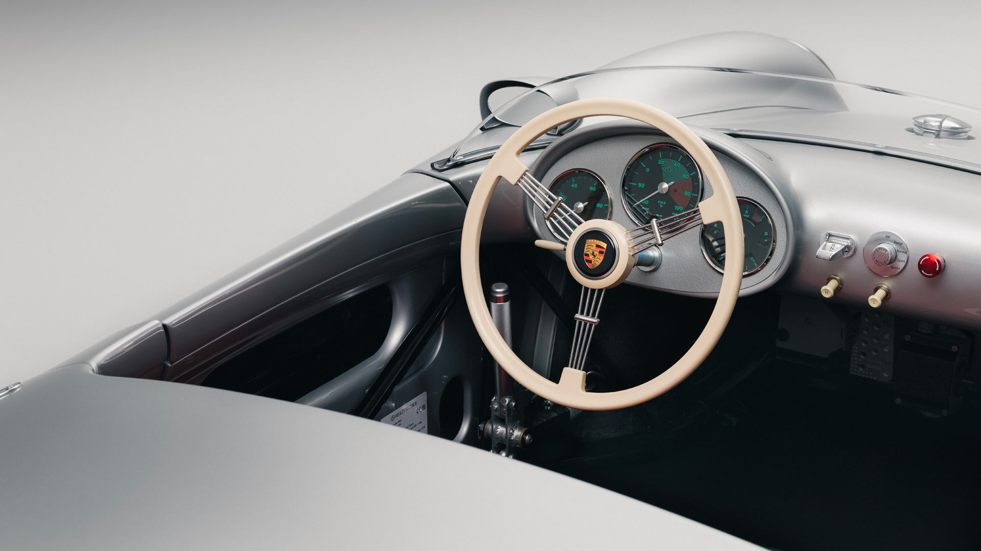 Hedley Studios Porsche 550J