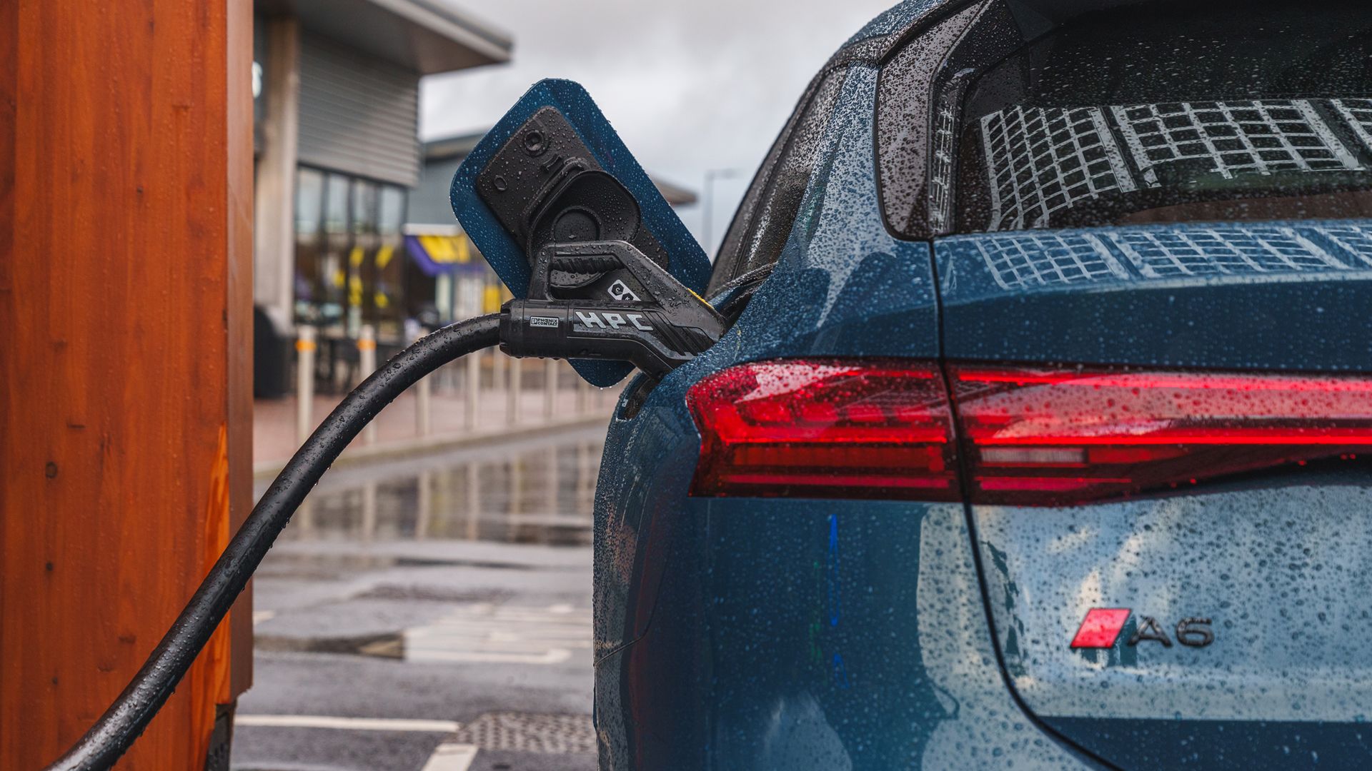 Audi A6 Avant E-Tron
