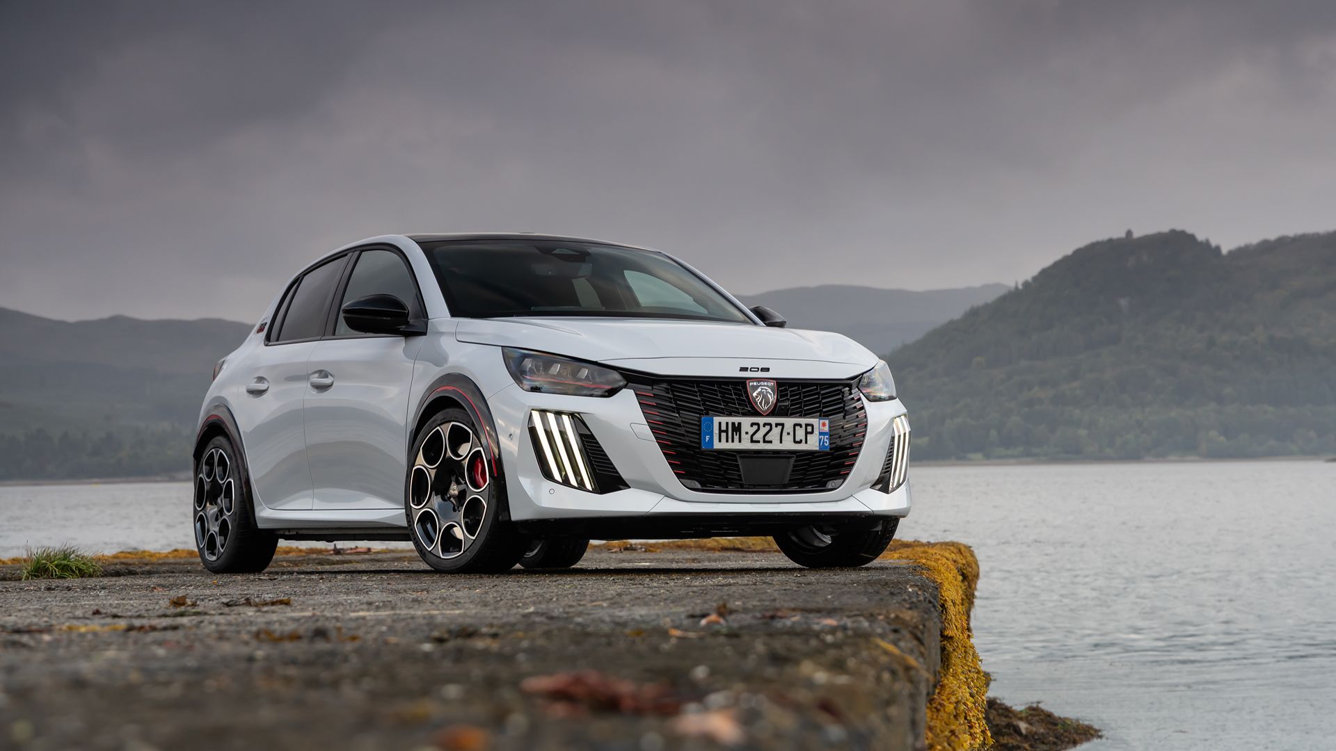 Peugeot E-208 GTI